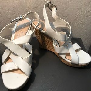 Jessica Simpson white wedges NWOT